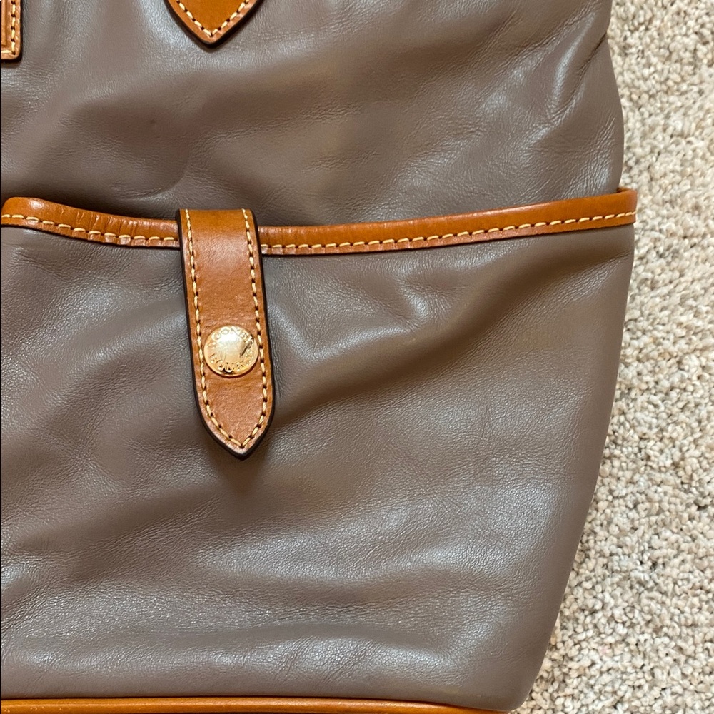 Dooney & Bourke purse - Picture 5 of 14